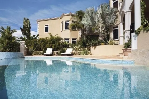 Luxury Daire, 3 Yatak Odası, Kişiye Özel Havuzlu (AL)