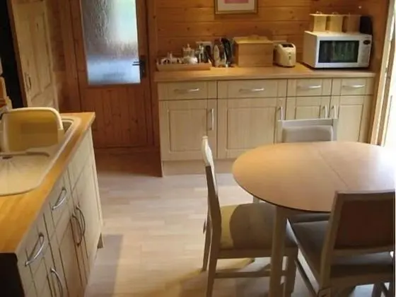 Kır Evi, Banyolu/Duşlu (Log Cabin)
