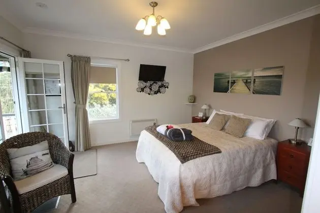 Deluxe Tek Büyük Yataklı Oda, Nehir Manzaralı, Bahçeli (River Room)