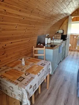 Luxury Kulübe, Sıcak Su Havuzu