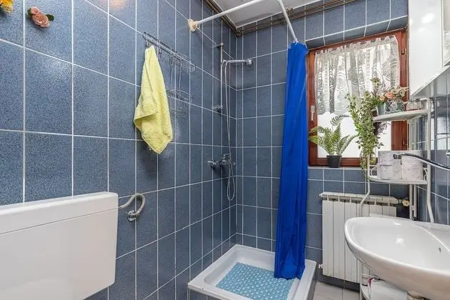 Family Ev, Birden Çok Yatak, Bahçeli (Hillside House Dugi Gaj)