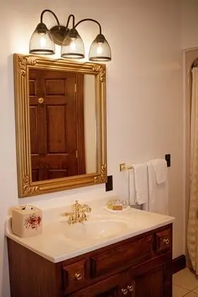 Luxury Oda, 1 En Büyük (King) Boy Yatak, Jakuzi