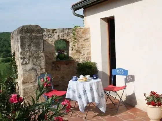 Kır Evi, Banyolu/Duşlu (Hillside Park)