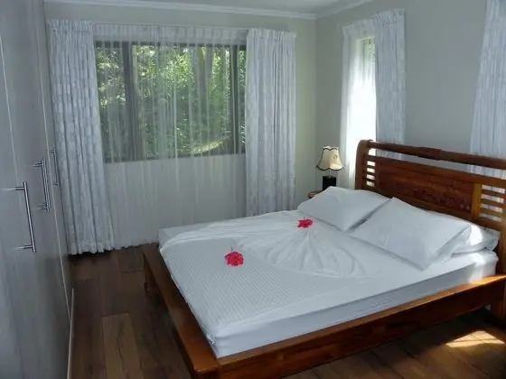 Villa (Hibiscus)