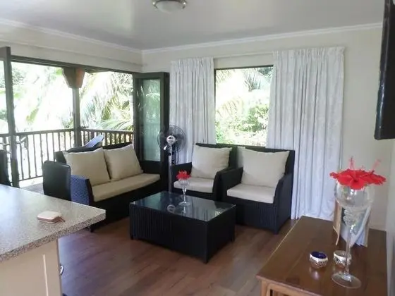 Villa (Palm)