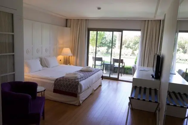 Deluxe Oda Bahçe Manzaralı