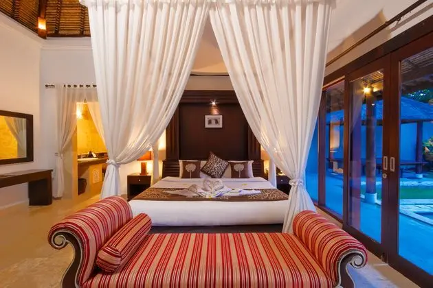 Villa With Private Pool
