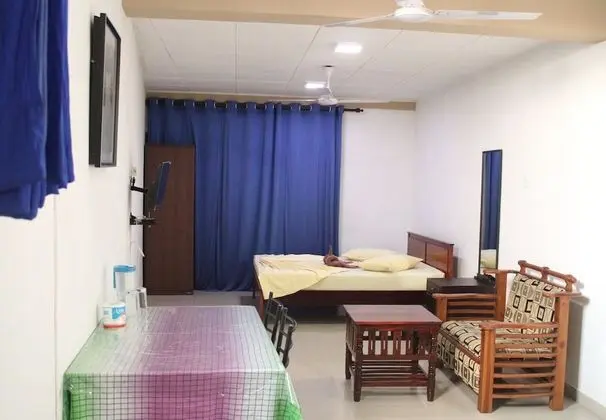 Standard Tek Büyük veya İki Ayrı Yataklı Oda (with Fan)