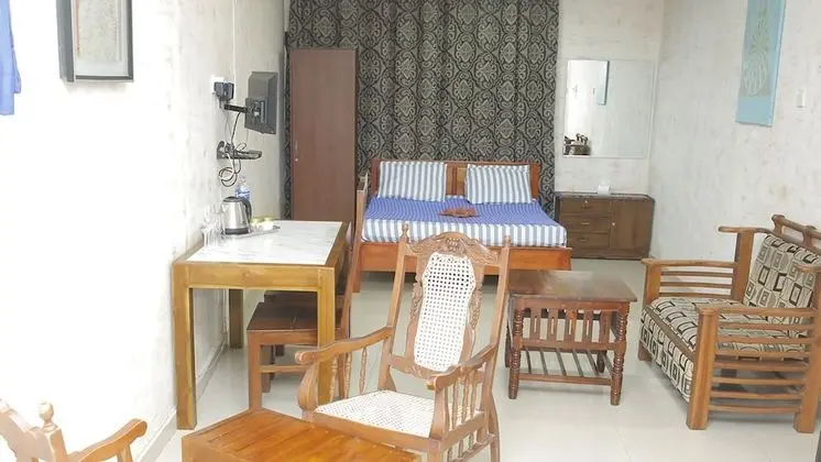 Standard Tek Büyük veya İki Ayrı Yataklı Oda (with Fan)