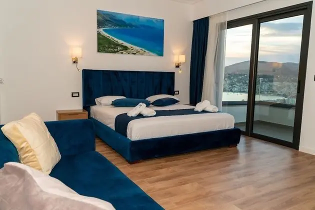 Tek Büyük Yataklı Oda, Balkon