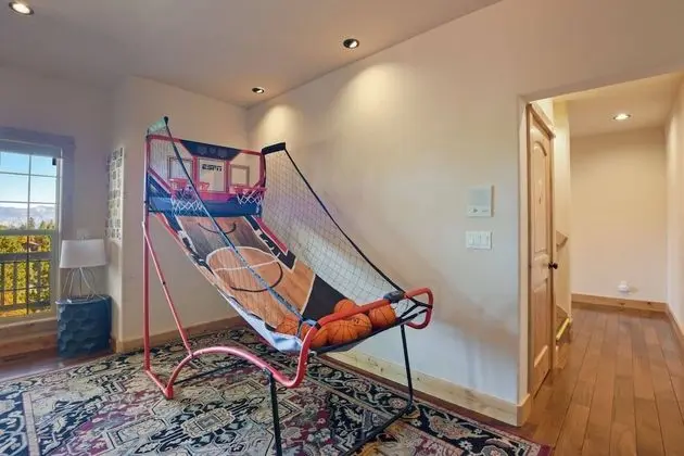 Ev, Birden Çok Yatak, Balkon, Dağ Manzaralı