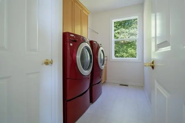 Ev, Birden Çok Yatak (Hilltop House)