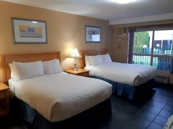 Room, 2 Double Beds, Poolside, Pet Friendly