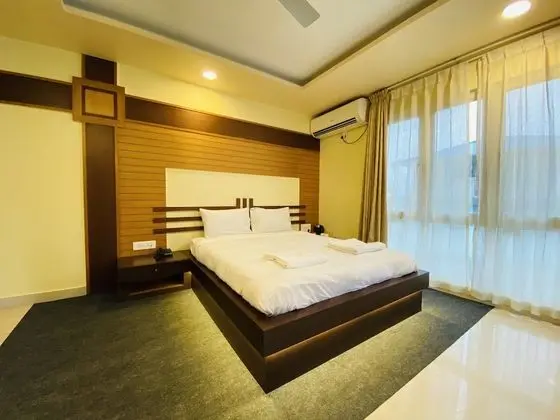 Deluxe Tek Büyük Yataklı Oda