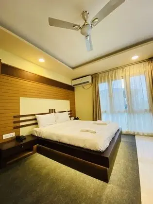 Deluxe Tek Büyük Yataklı Oda
