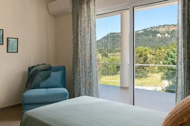 Villa, 4 Yatak Odası, Kişiye Özel Havuzlu
