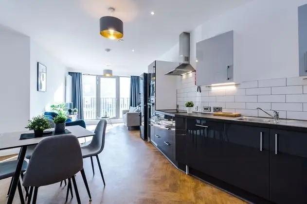 Deluxe Apartment, 2 Bedrooms (2)
