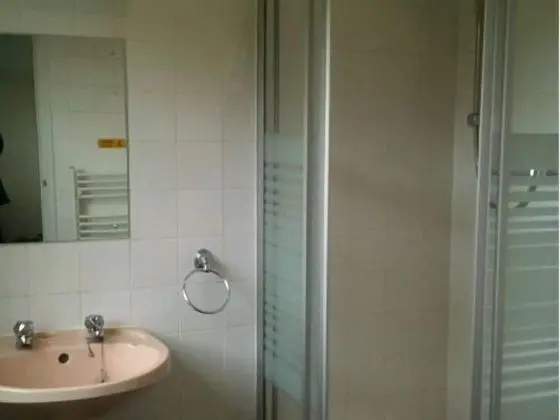 İki Ayrı Yataklı Oda (Room 2)