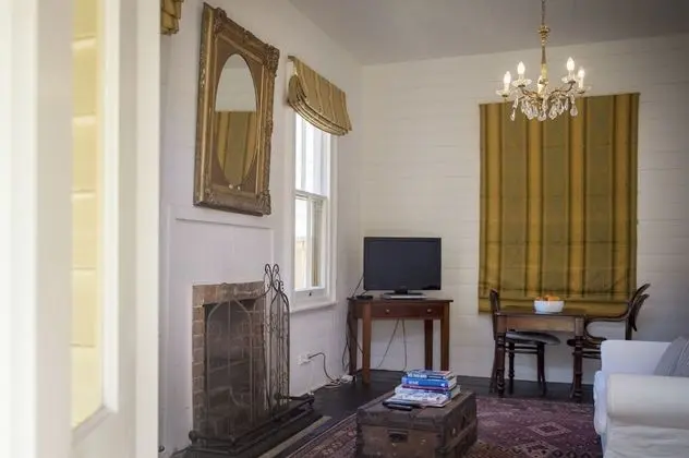 Standard Kır Evi, 1 En Büyük (King) Boy Yatak, Bahçe Manzaralı, Bahçeli