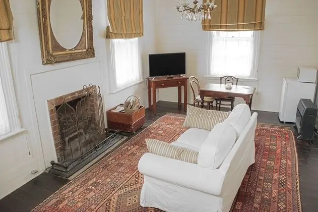 Standard Kır Evi, 1 En Büyük (King) Boy Yatak, Bahçe Manzaralı, Bahçeli