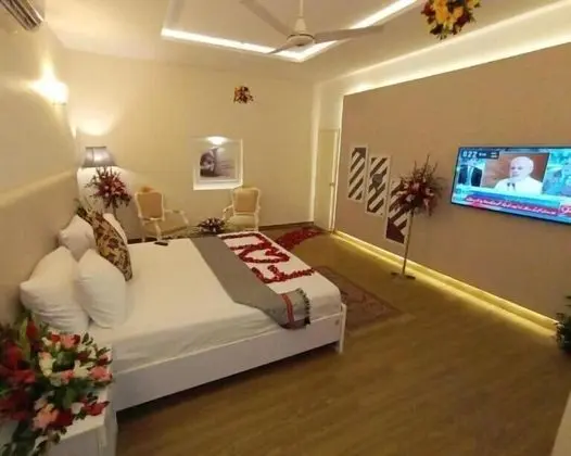 Deluxe Tek Büyük Yataklı Oda