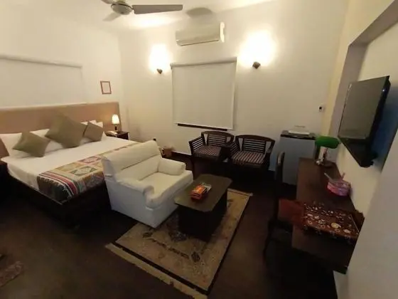 Deluxe Tek Büyük Yataklı Oda