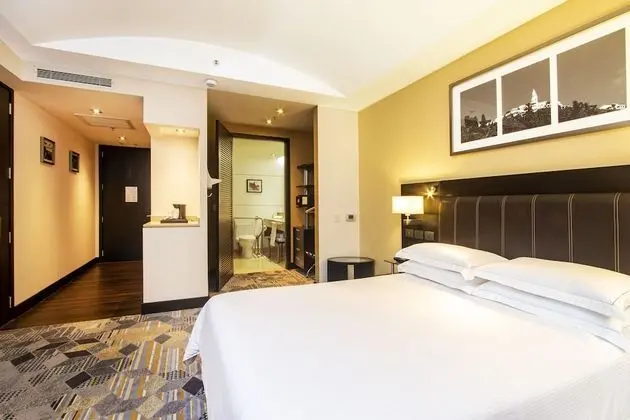 Oda, 1 Büyük (Queen) Boy Yatak, Engellilere Uygun