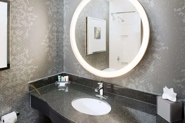 Oda, 2 Çift Kişilik Yatak, Nehir Manzaralı (High Floor)