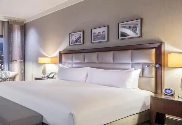 Queen Guest Room