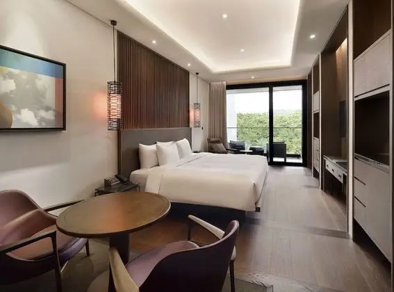 Twin Premium Room with Ocean View