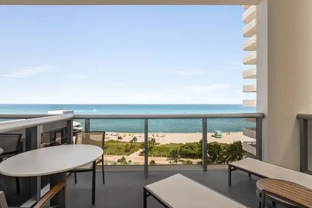Premium Oda, 1 En Büyük (King) Boy Yatak, Balkon, Okyanusa Sıfır