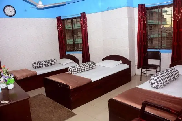 Economy Üç Kişilik Oda