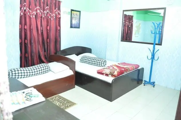 Economy Üç Kişilik Oda