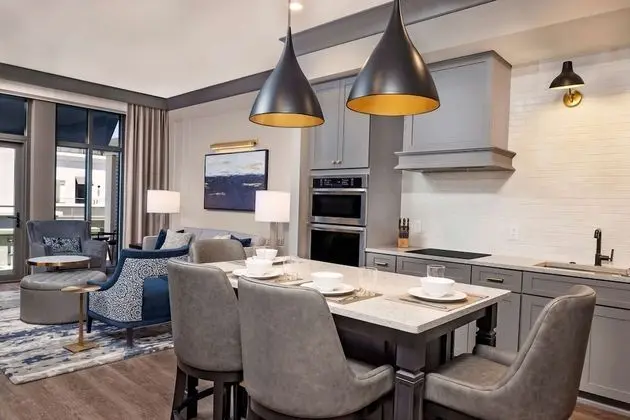 ADA, 1 Bedroom Deluxe King Suite with Balcony (Roll-In Shower)
