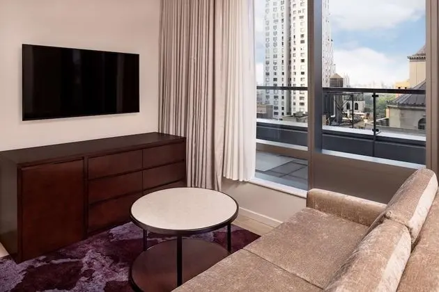 Premier Stüdyo, 1 En Büyük (King) Boy Yatak (Floors 21-24)