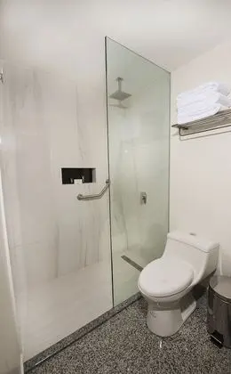 Süit, 1 En Büyük (King) Boy Yatak