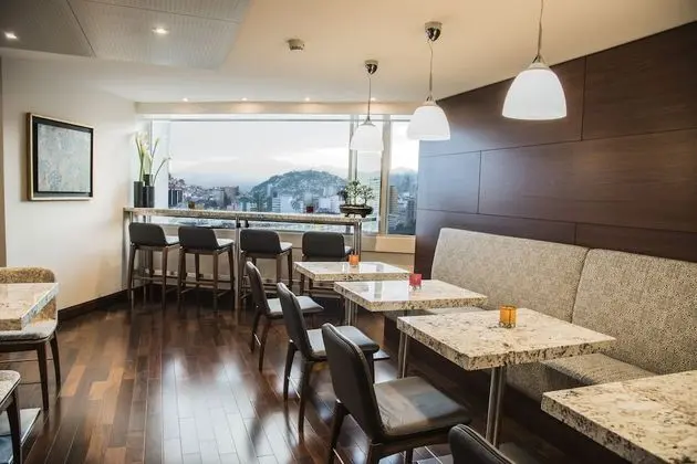 Executive Suite, 1 King Bed, Executive  Lounge Access