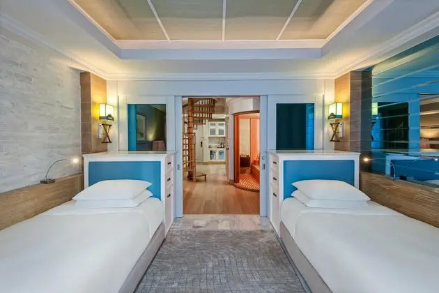 https://images.etstur.com/imgproxy/resize/2560x1440/files/images/hotelImages/etsrooms/367/Hilton_Dalaman_Sarigerme_Resort___Spa_20260112093929_1.jpg