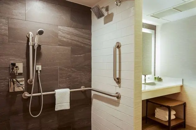 Oda, 1 En Büyük (King) Boy Yatak (Fitness 1 King - 3x3 Shower)