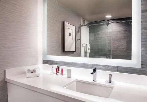 Oda, 1 En Büyük (King) Boy Yatak, Şehir Manzaralı (High Floor)