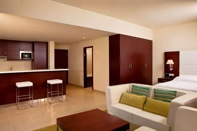 Deluxe Stüdyo, 1 En Büyük (King) Boy Yatak