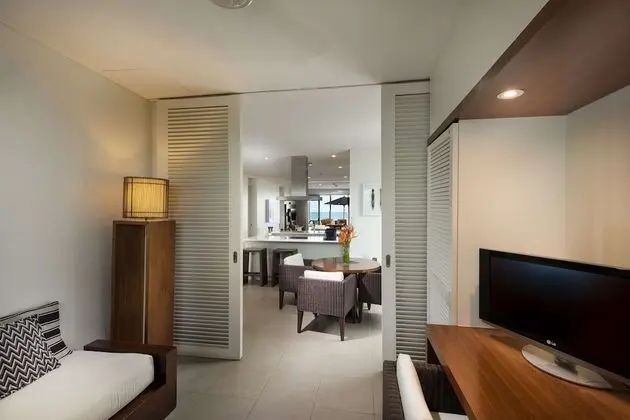 Oda, 3 Yatak Odası, Kişiye Özel Havuzlu, Denize Sıfır (Residence)
