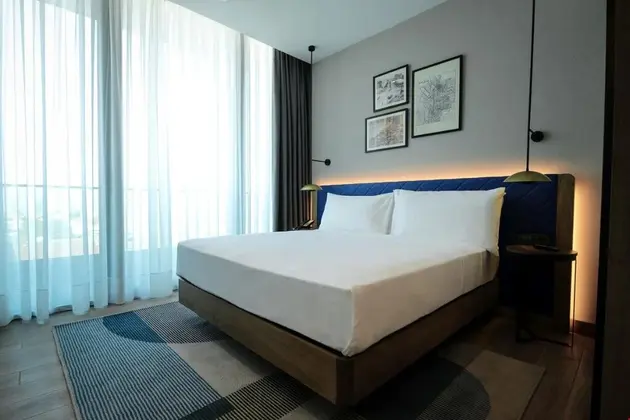 Standard Double King Room