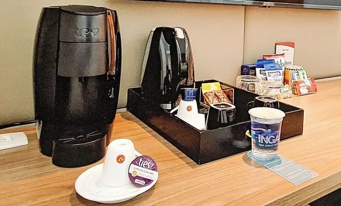 Business Tek Büyük Yataklı Oda