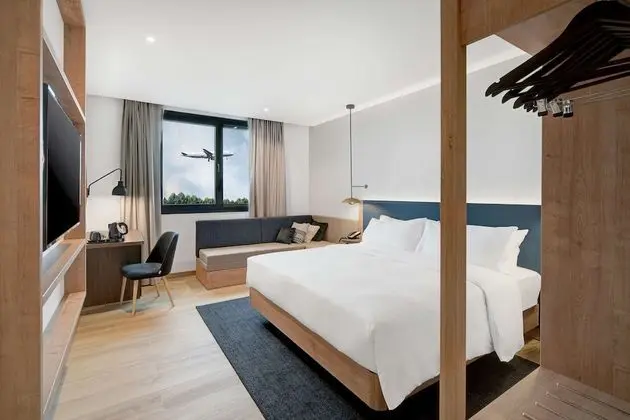 Family Oda, 1 En Büyük (King) Boy Yatak