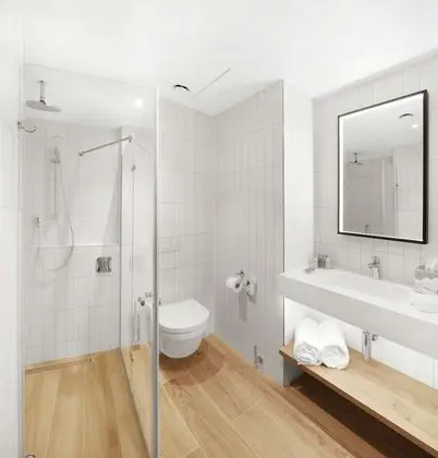 Oda, 1 En Büyük (King) Boy Yatak, Bağlantılı Odalar