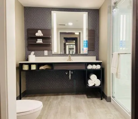 Oda, 1 En Büyük (King) Boy Yatak