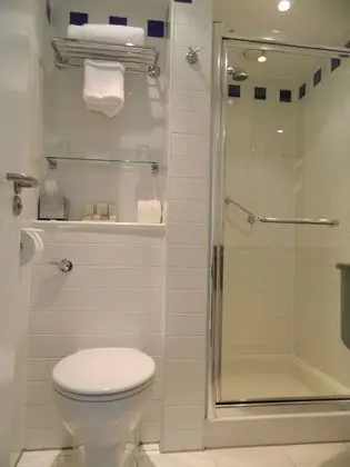 Oda, 2 Tek Kişilik Yatak, Nehir Manzaralı