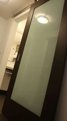 Oda, 1 En Büyük (King) Boy Yatak, Engellilere Uygun (Roll In Shower)