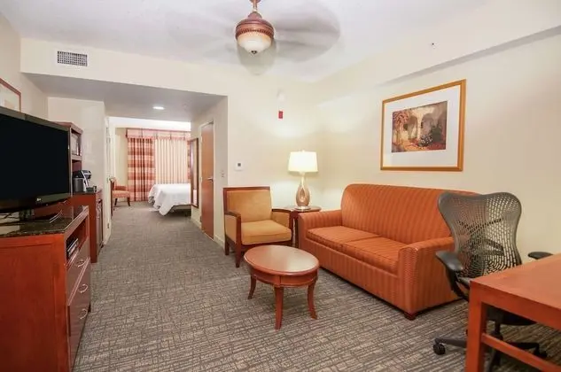 Bir Yatak Odalı Süit, İki Büyük (Queen) Boy Yataklı